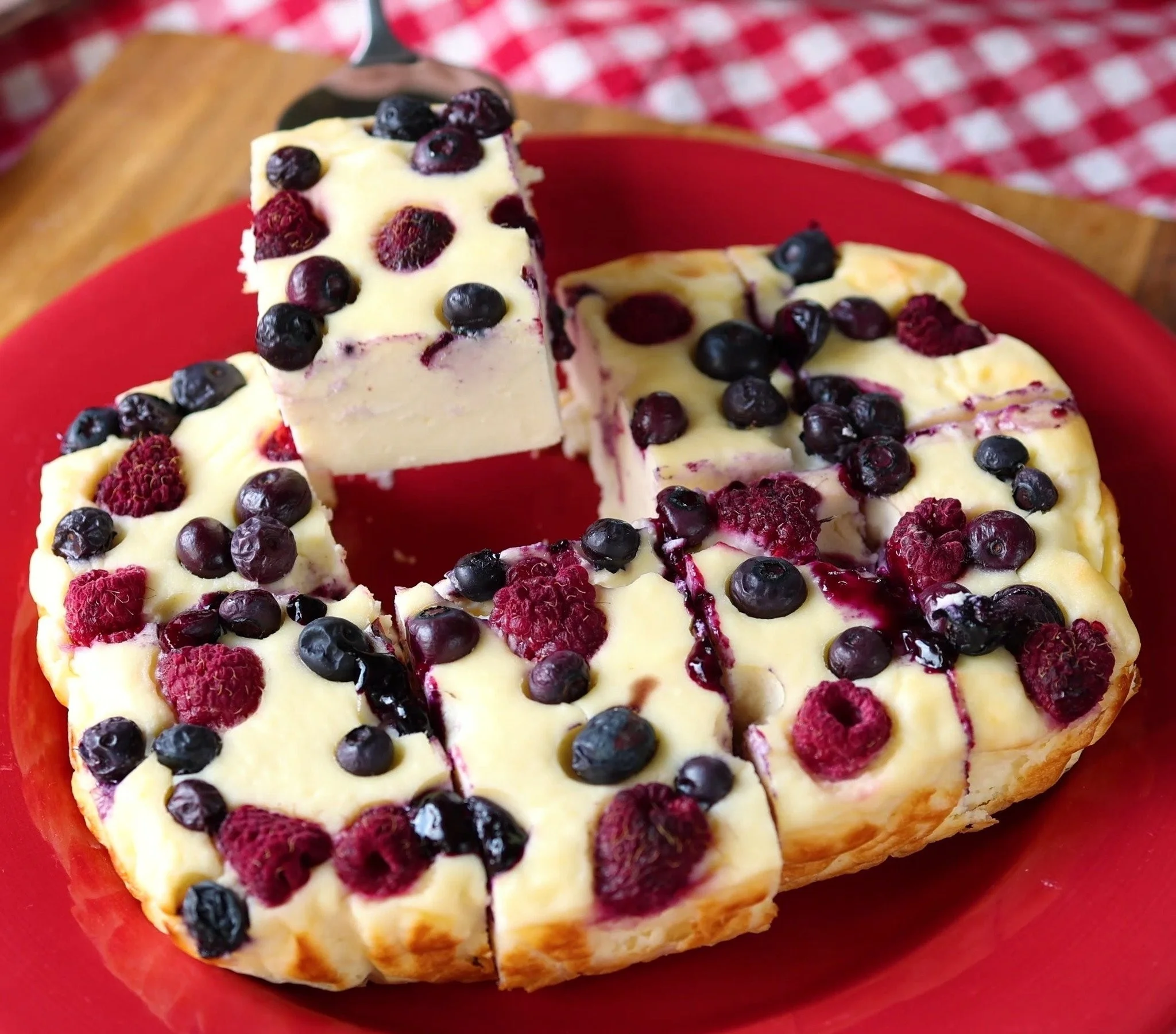 Delicious dessert better than cheesecake, creamy and rich flavors.