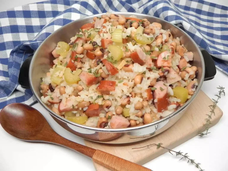 Bowl of Easy Hoppin' John with black-eyed peas and rice