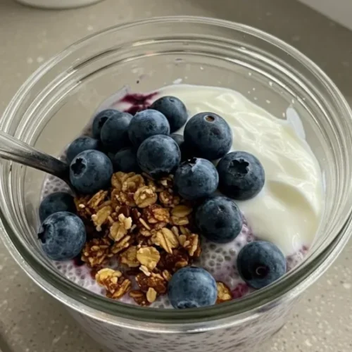 blueberry chia breakfast bowl 200 calories 14g p 2026 01 31 220910 1024x553 1